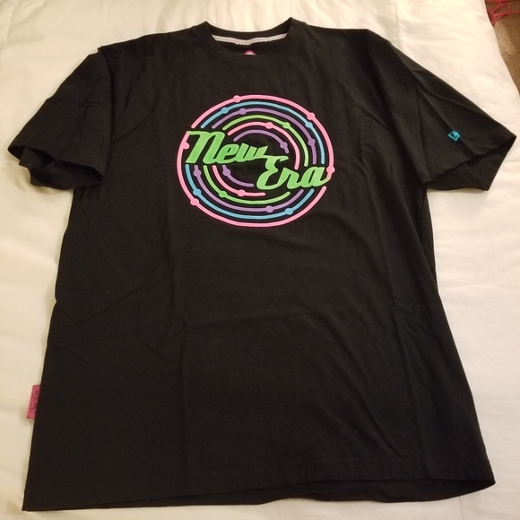 New Era T Shirt - Picture 4 of 6